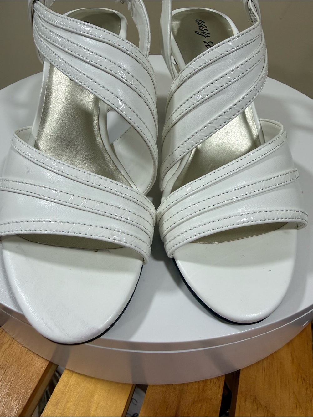 easy street White Open-Toe Strappy Slingback Heels NWOT - Picture 3 of 12